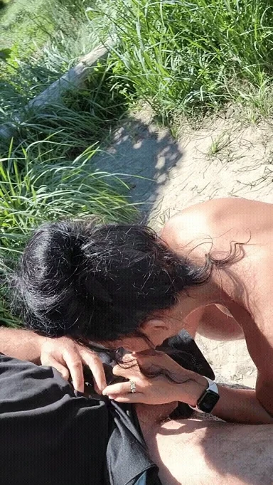 Ending my hike on the nude beach giving a Blowjob , seems to happen alot when I go there