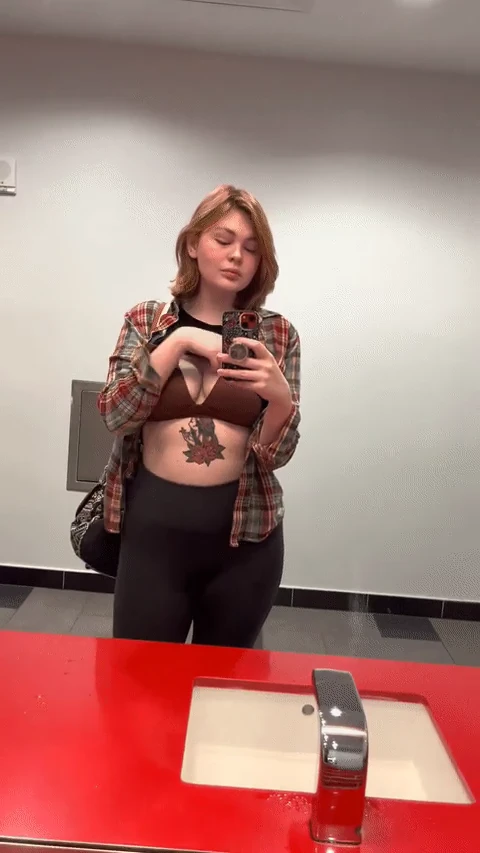 Flashing my tits in the science building bathroom 🖤