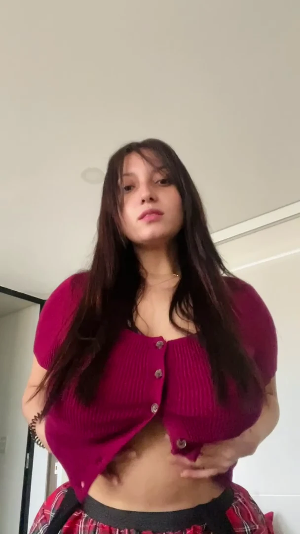Delicious Big Tits are Hidden under the clothes