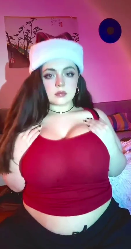 lets have some christmas cuddles on the couch, my tits can be your pilllow ;)