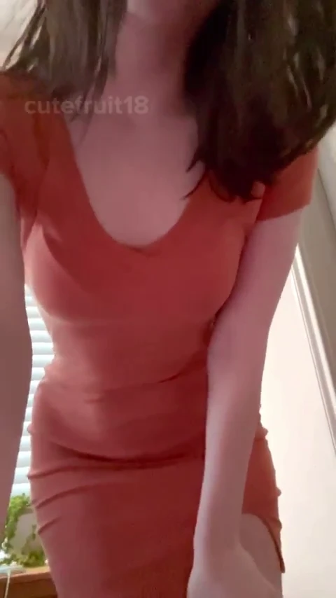 i love how this tight dress hugs my body [f]