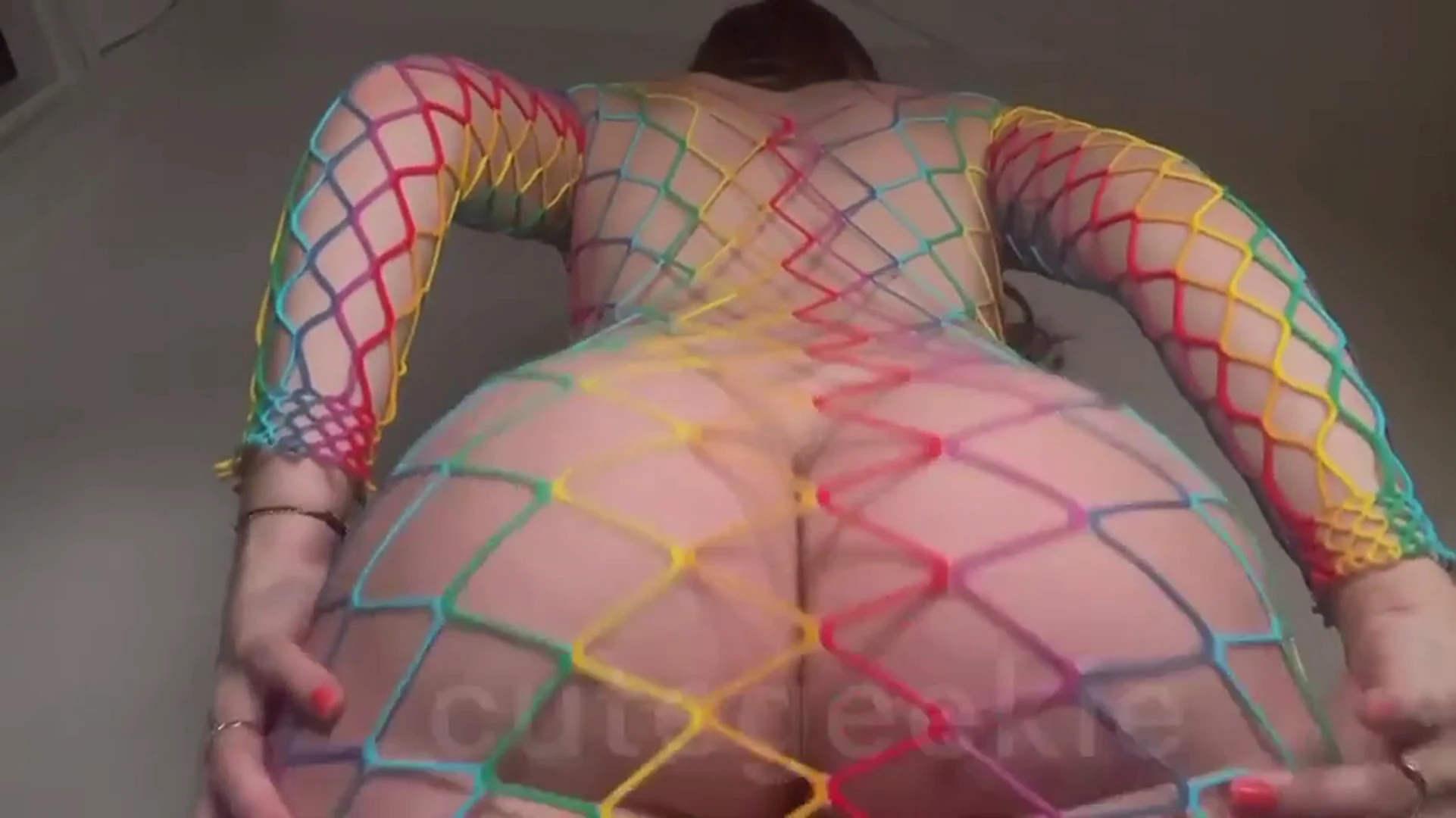 I’m in love with colorful fishnets!