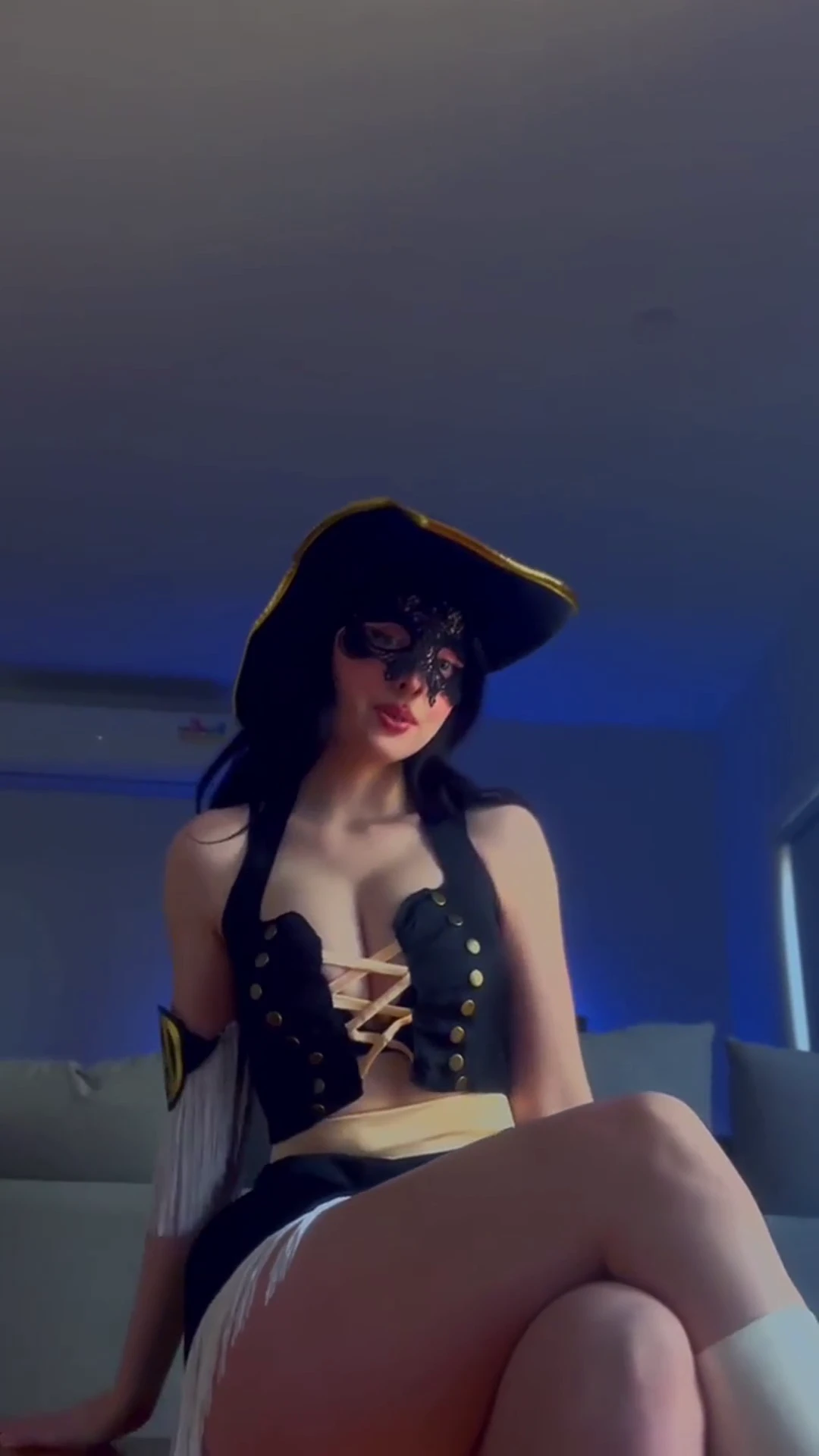 Miss All Sunday (aka Nico Robin) from One Piece by Lily Honeybee