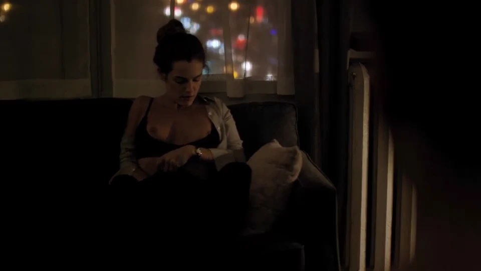 Riley Keough's beautiful tits - in The Girlfriend Experience (2016)